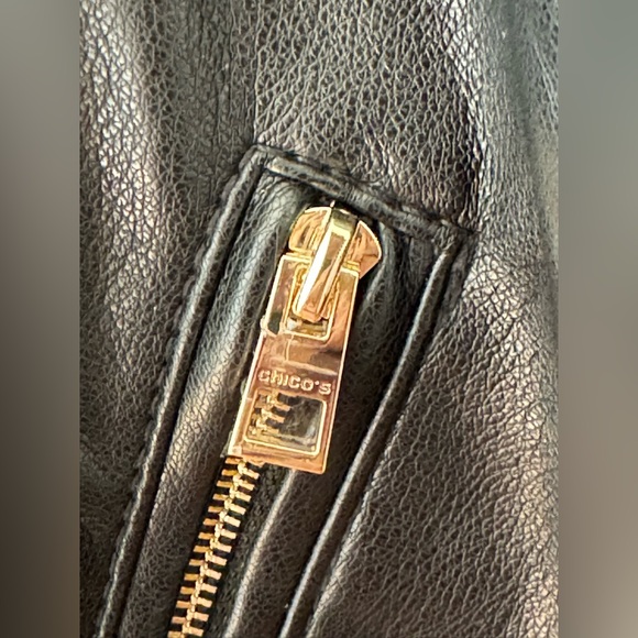 NWOT Chico’s faux leather jacket size 8/10 - Picture 7 of 7